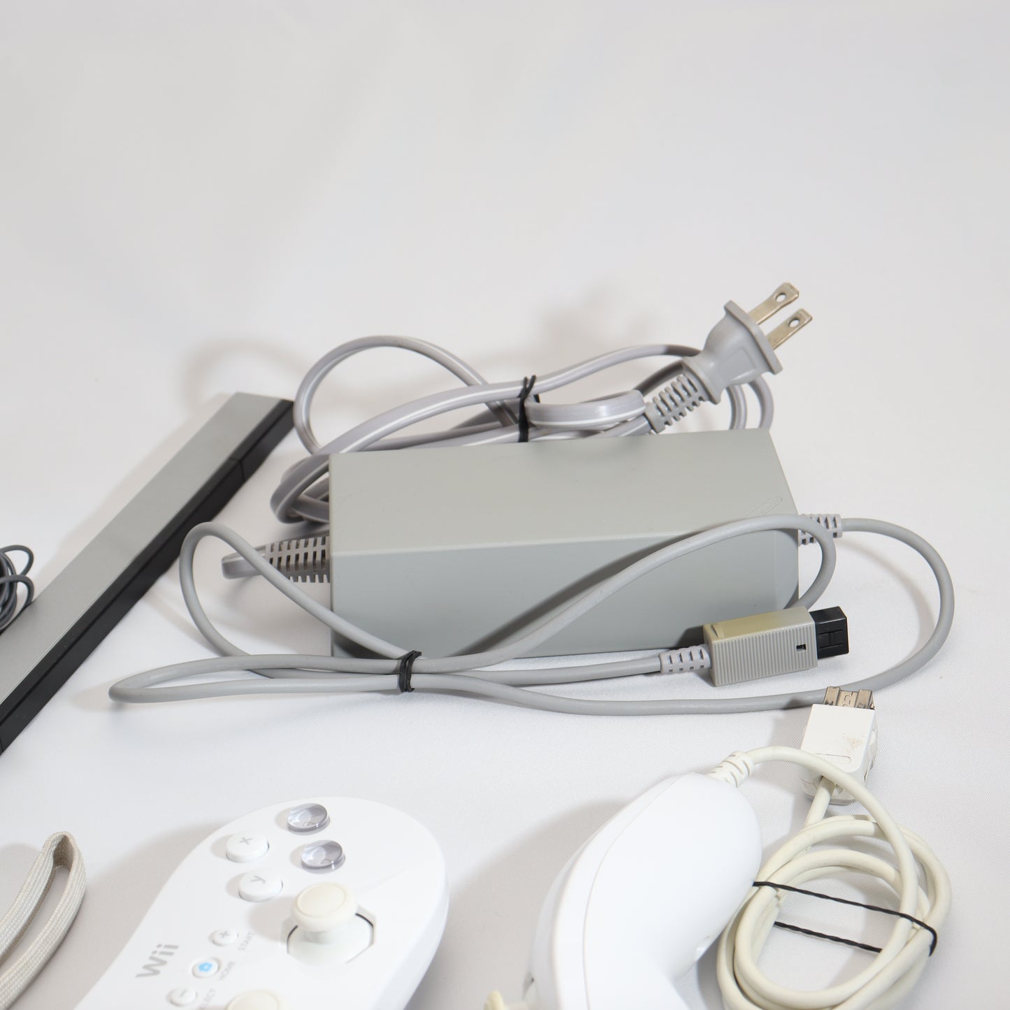 White Nintendo Wii System