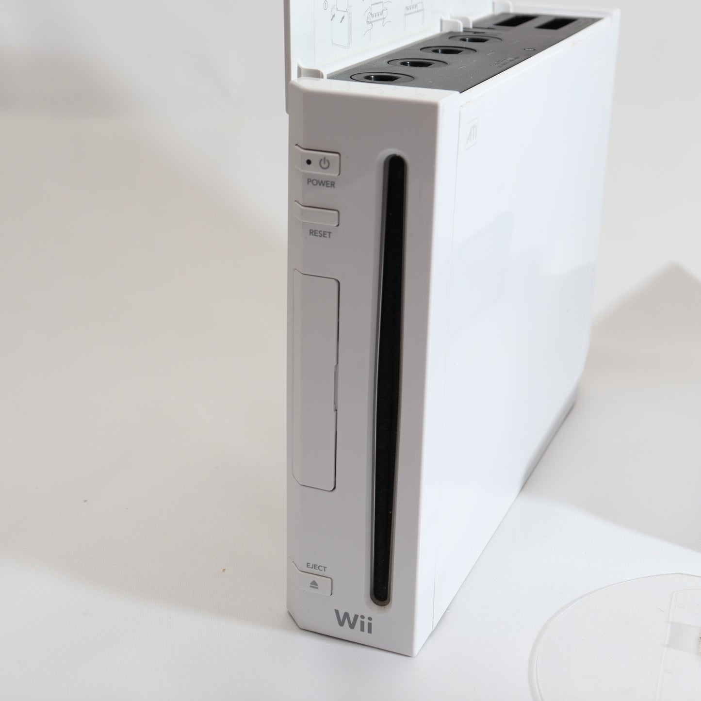 White Nintendo Wii System