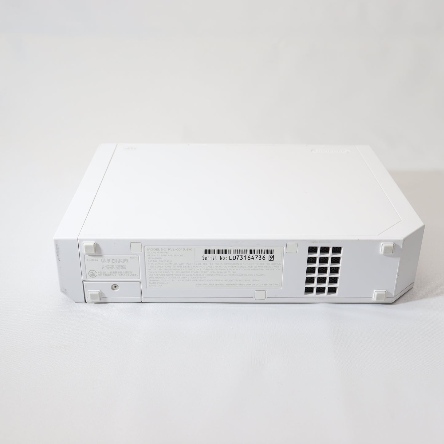 White Nintendo Wii System