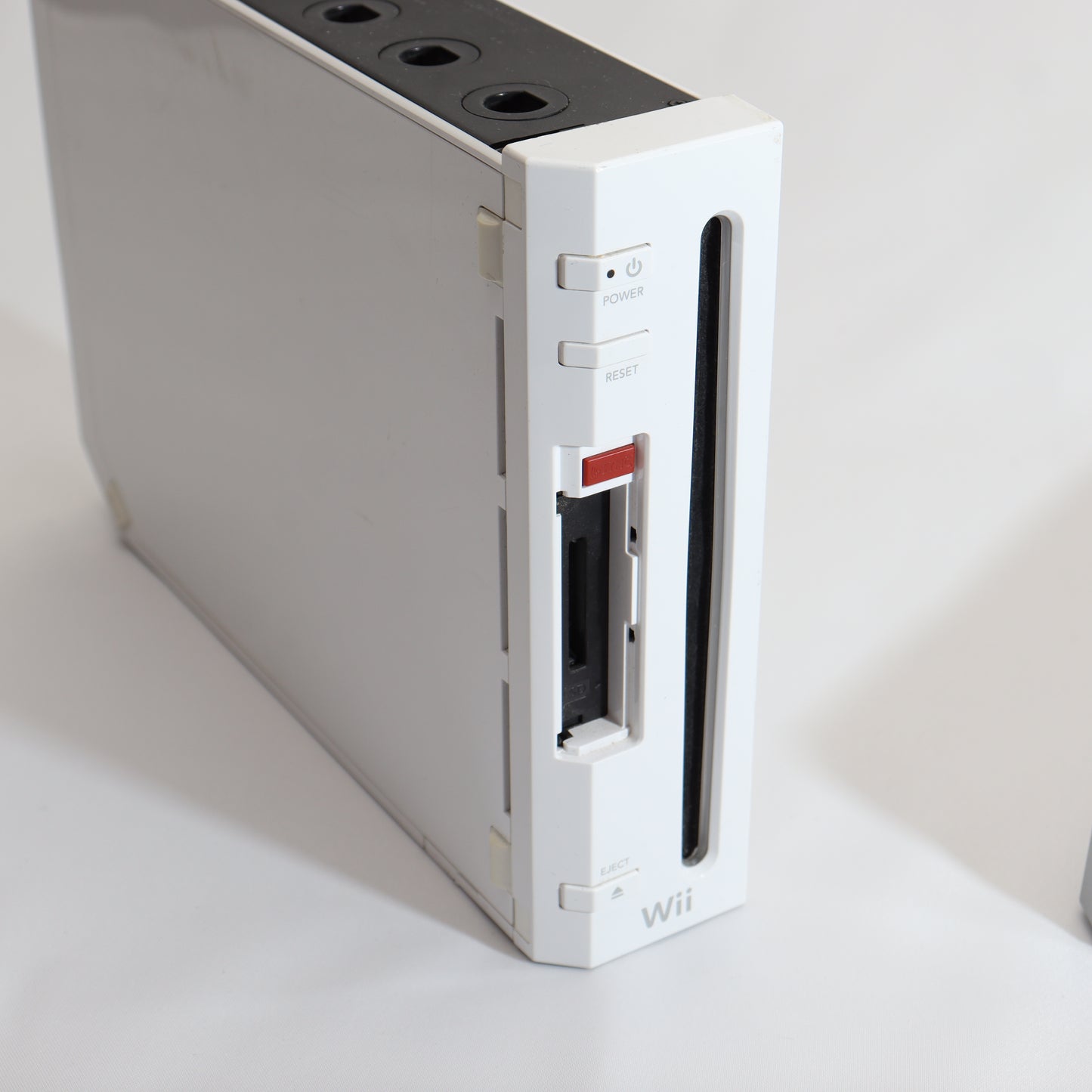 White Nintendo Wii System